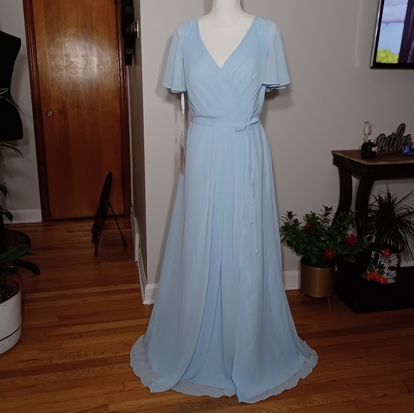 Elegant Blue Maxi Dress - Picture 7 of 16